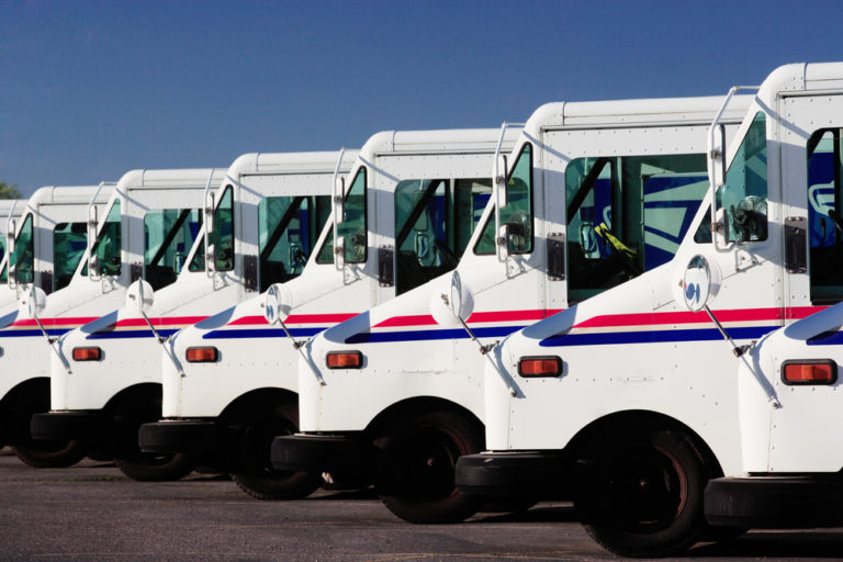 USPS-trucks-1